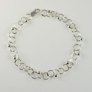 A18: Circle Link Anklet With Beads 9″