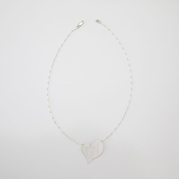 H2-38: Solid Textured Asymmetrical Heart On 19" Chain - Image 2